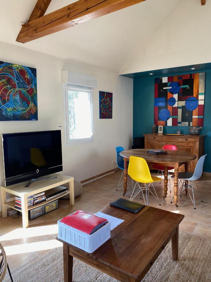 Gite de La Cale de la Clauderie Rigny-Ussé Extérieur photo