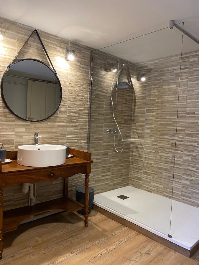 Gite de La Cale de la Clauderie Rigny-Ussé Extérieur photo
